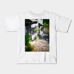 Clovelly Steps, Devon, UK Kids T-Shirt